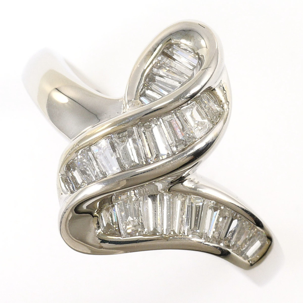 VINTAGE Silver Diamond Ring